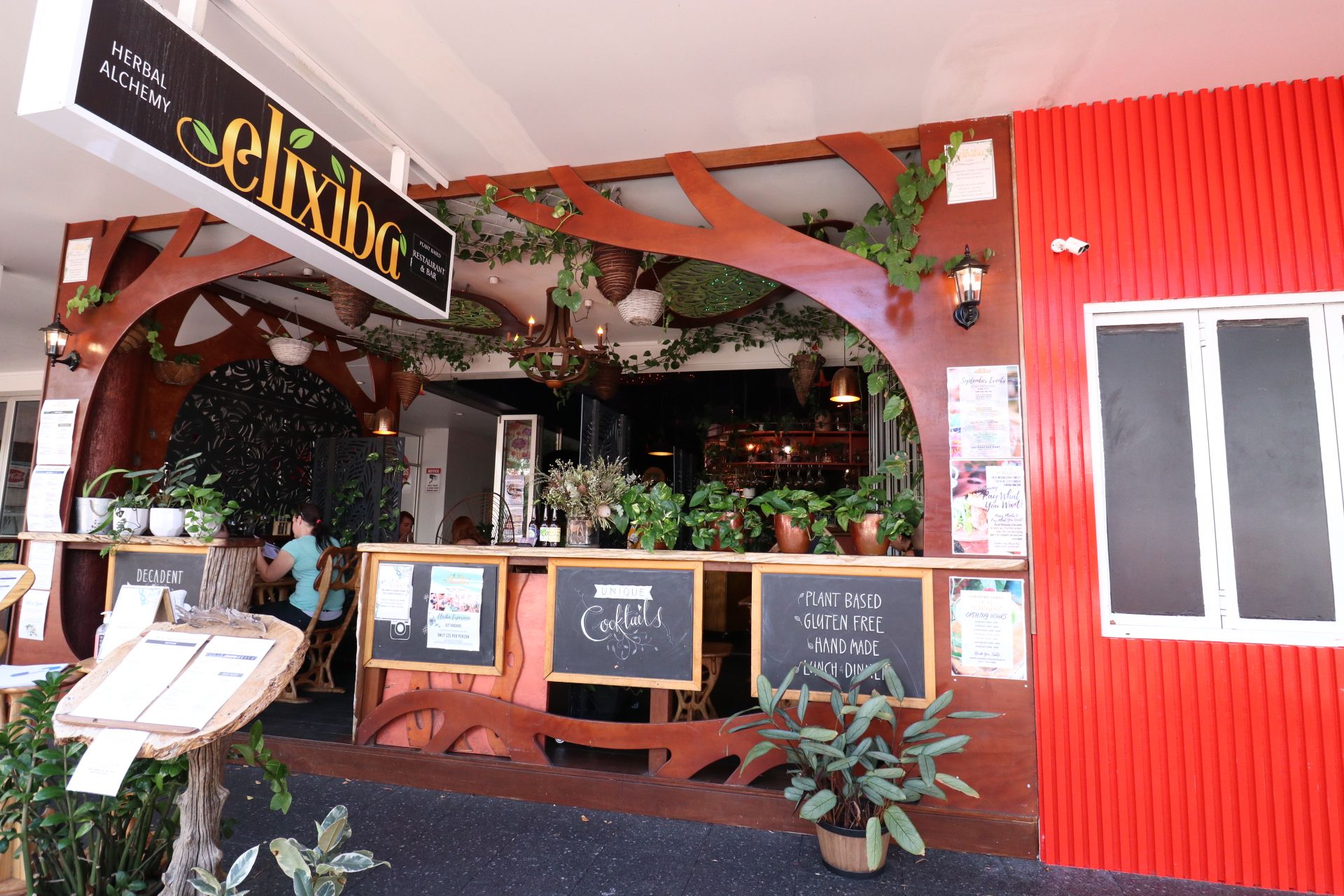 Eats Of Ocean Street Maroochydore Trafalgar Towers