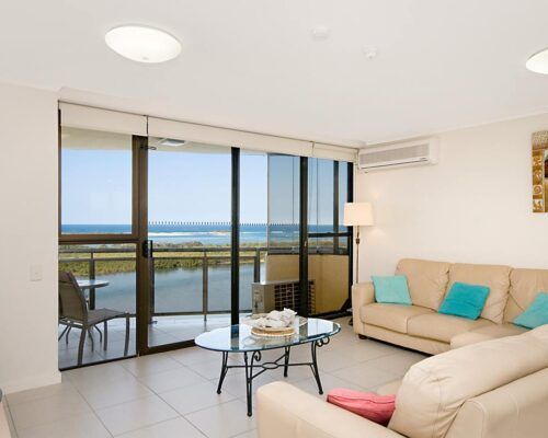 Maroochydore-Accommodation-Penthouse-3