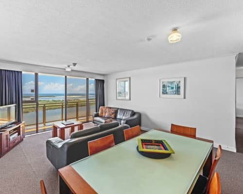 maroochydore-2-bedroom-accommodation-u13B-(1)