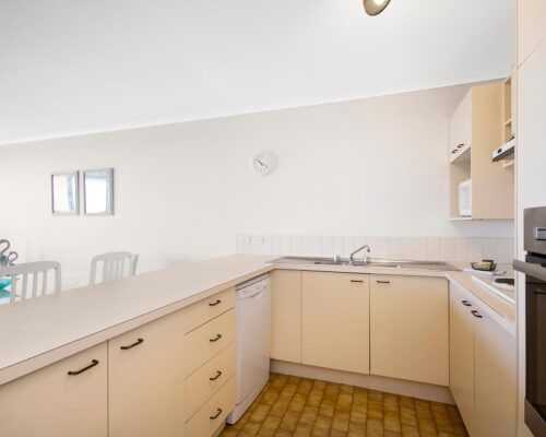 maroochydore-trafalgar-apartments-economy (3)