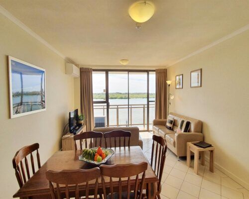 maroochydore-trafalgar-apartments-economy-retouched-new (11)