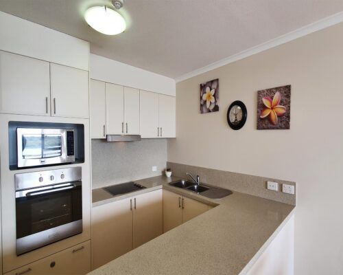 maroochydore-trafalgar-apartments-economy-retouched-new (7)