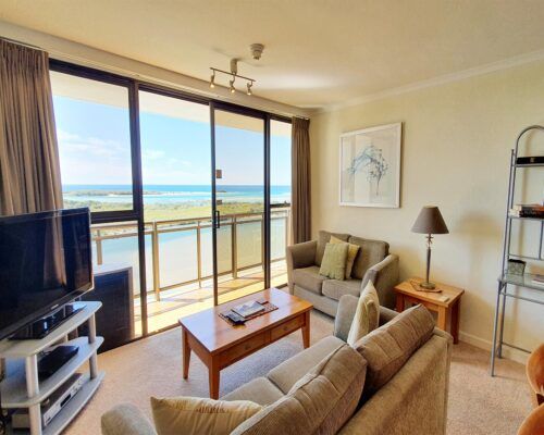 maroochydore-trafalgar-apartments-standard-12b (1)