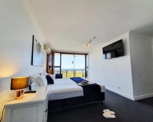 maroochydore-trafalgar-towers-apartments-penthouse-(19)